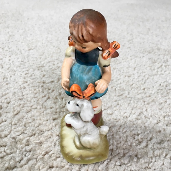 Vintage 1950s Arnart 5th Ave GIRL AND DOG Hand Painted Porcelain Figurine 4 3/8” - Picture 7 of 12